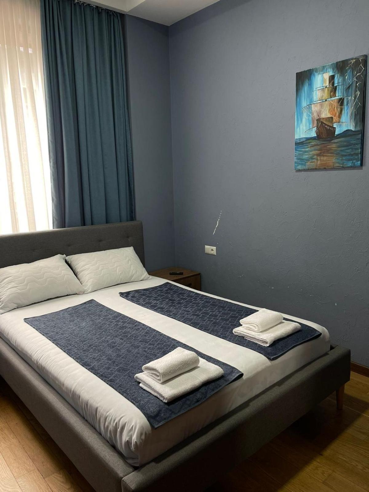 Apartment Anzi Батуми Экстерьер фото
