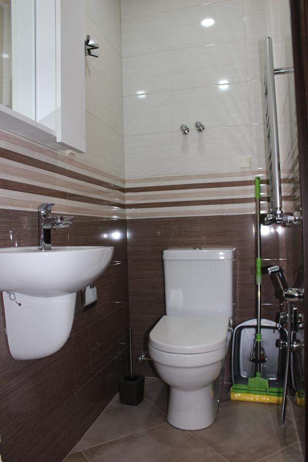 Apartment Anzi Батуми Экстерьер фото