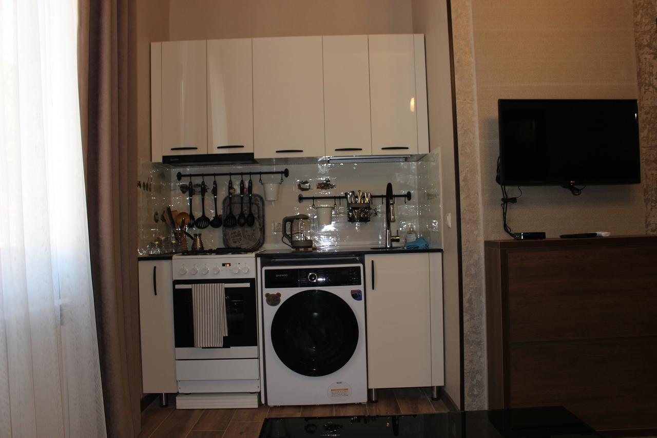 Apartment Anzi Батуми Экстерьер фото