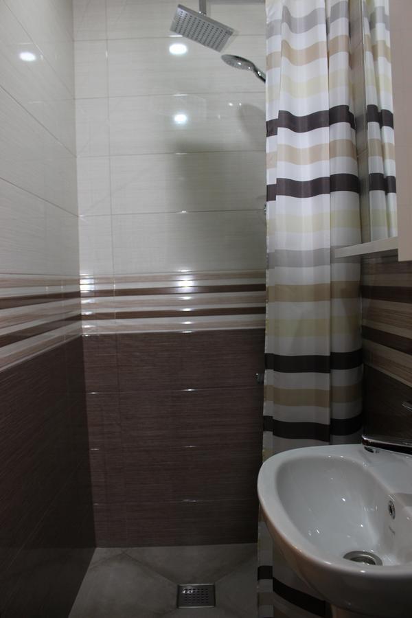 Apartment Anzi Батуми Экстерьер фото